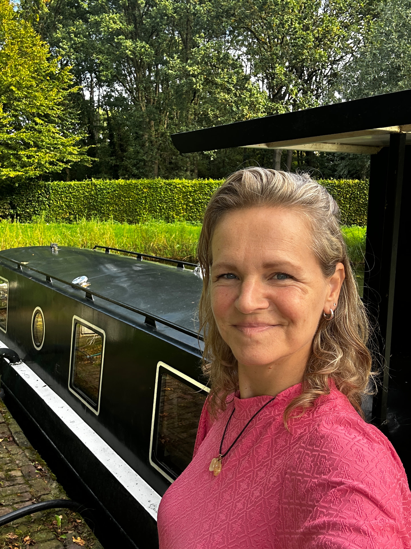 Esther aan het werk